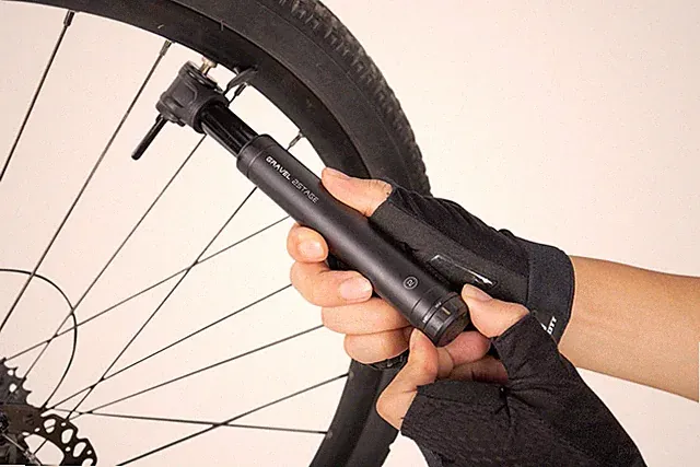 Topeak Gravel Mini Pump - 2Stage, 90psi, Black